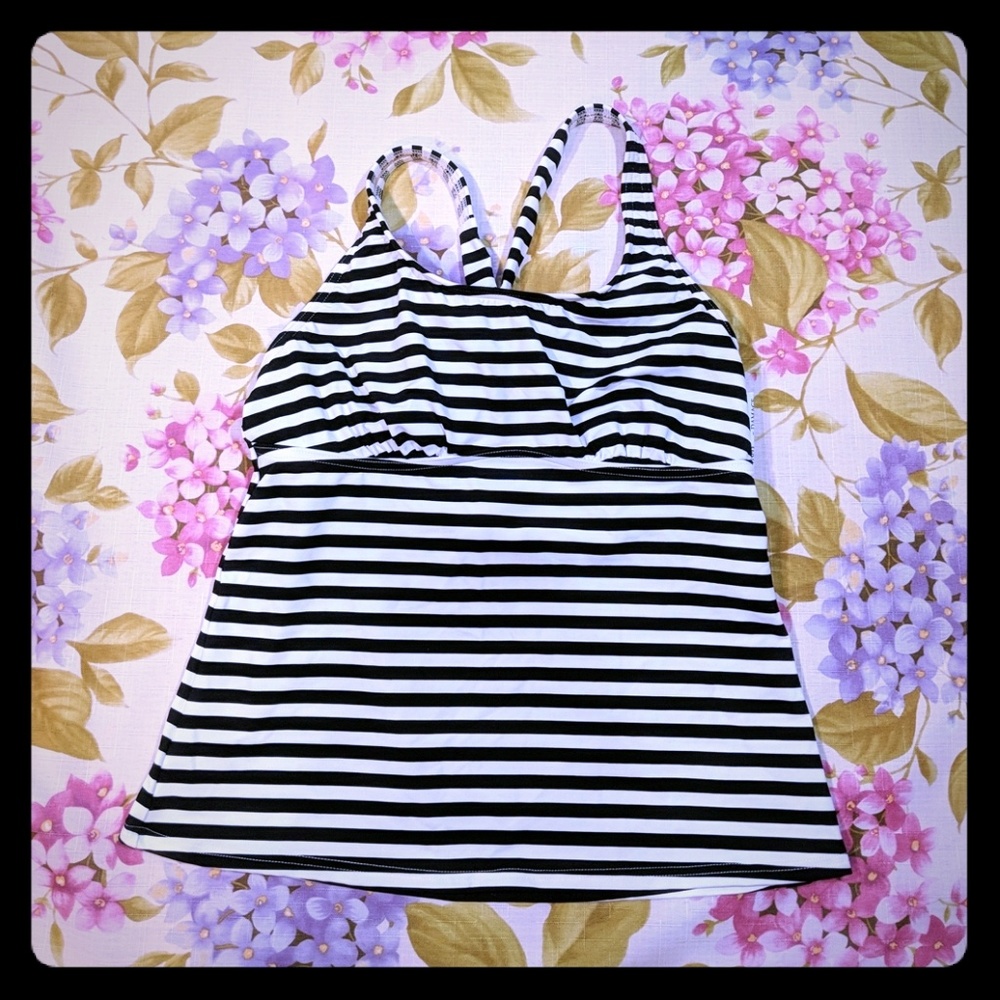 Lands End bra in tankini top striped swimsuit 8